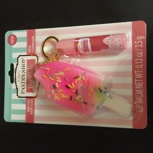 le petite Pastry Shop Lip Balm